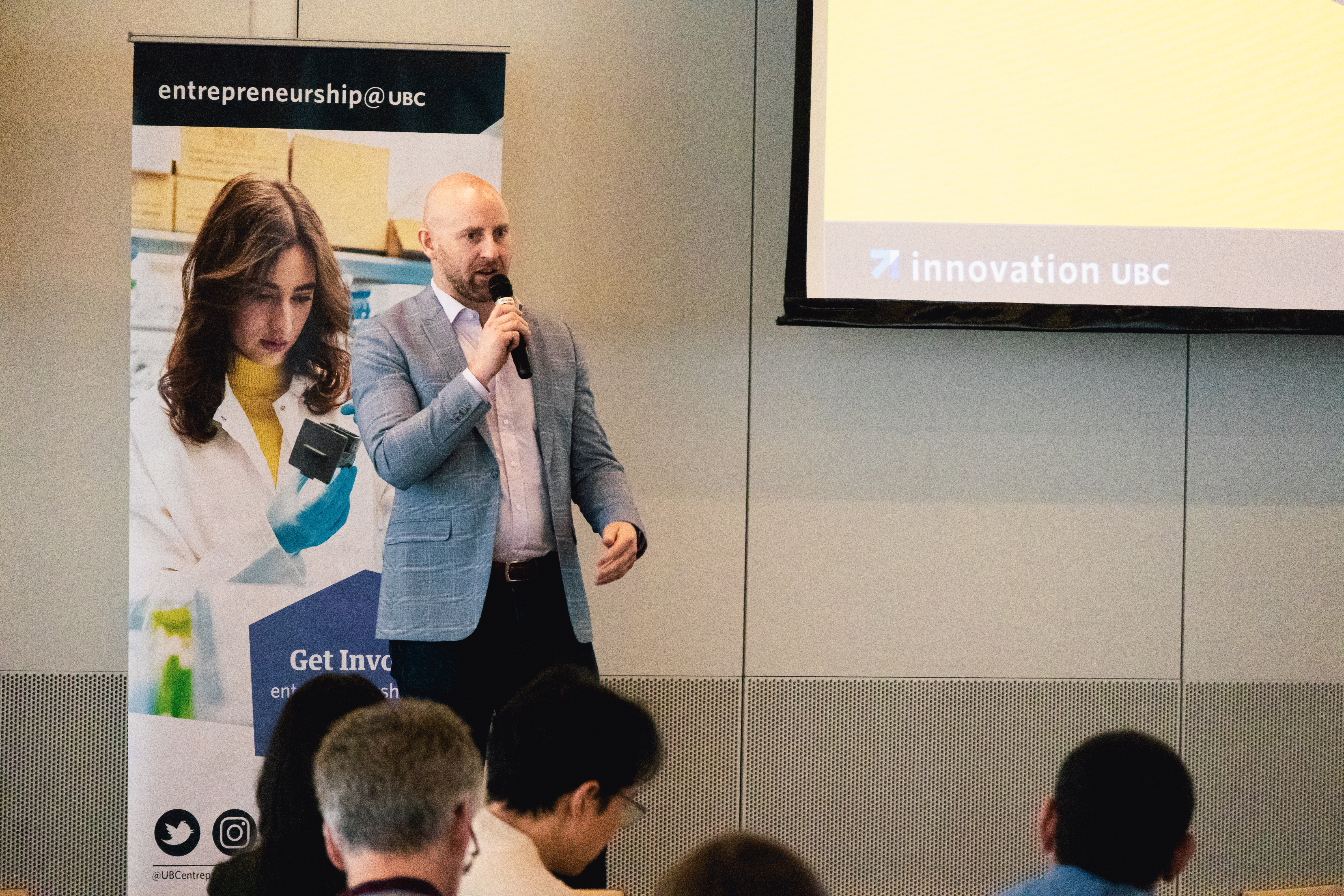 Venture Founder Validation Lead Cam Melvin speaking to the audience at Cohort Day